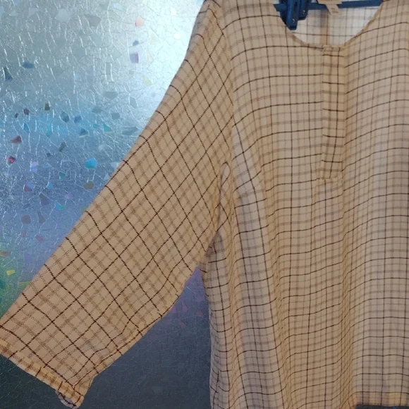 Liz Claiborne 3/4 Sleeve Blouse - Picture 11 of 11